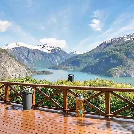 Sleeps 8 Wifi Valldal