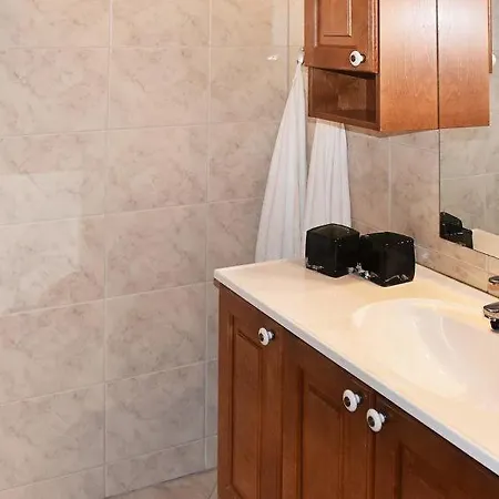 Sleeps 8 Wifi Casa vacanze *